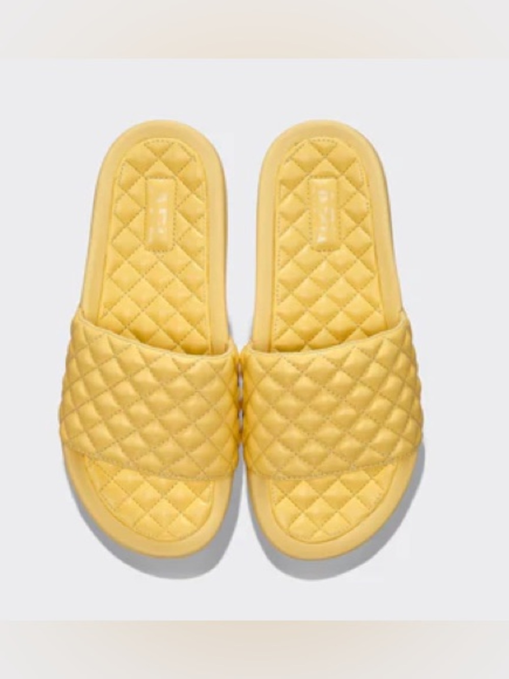 New in Box Women’s APL Lusso Slides